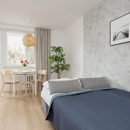 City Park Studio Apartment Solec Warsaw By Noclegi Renters Exterior photo